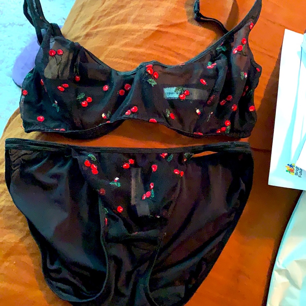 Tommy Hilfiger Cherry Embroidered Bra/ Panty set